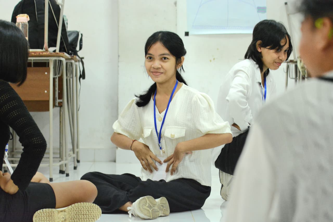 Pada saat mengikuti workshop upgrade tentang kita di sekolah